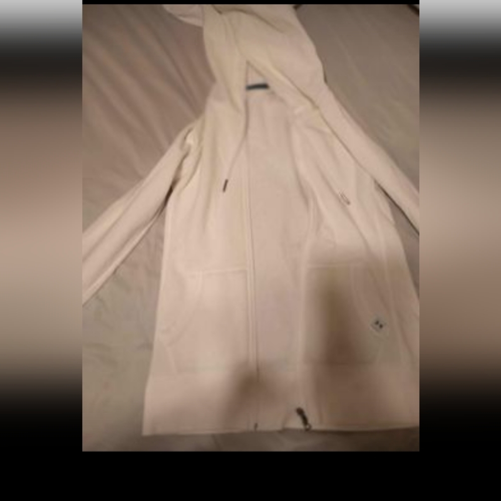 Ladies Zip up Sweater size Small